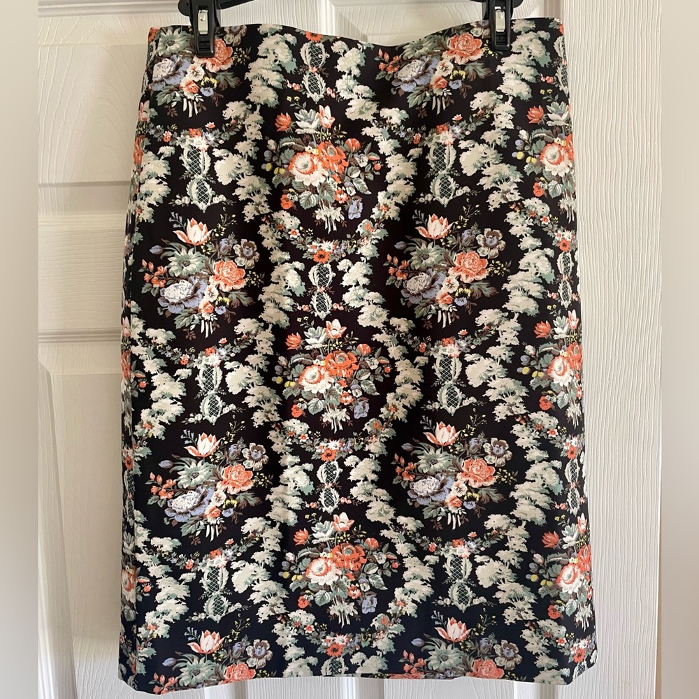 Beautiful Philosophy skirt - multi color 23”long.